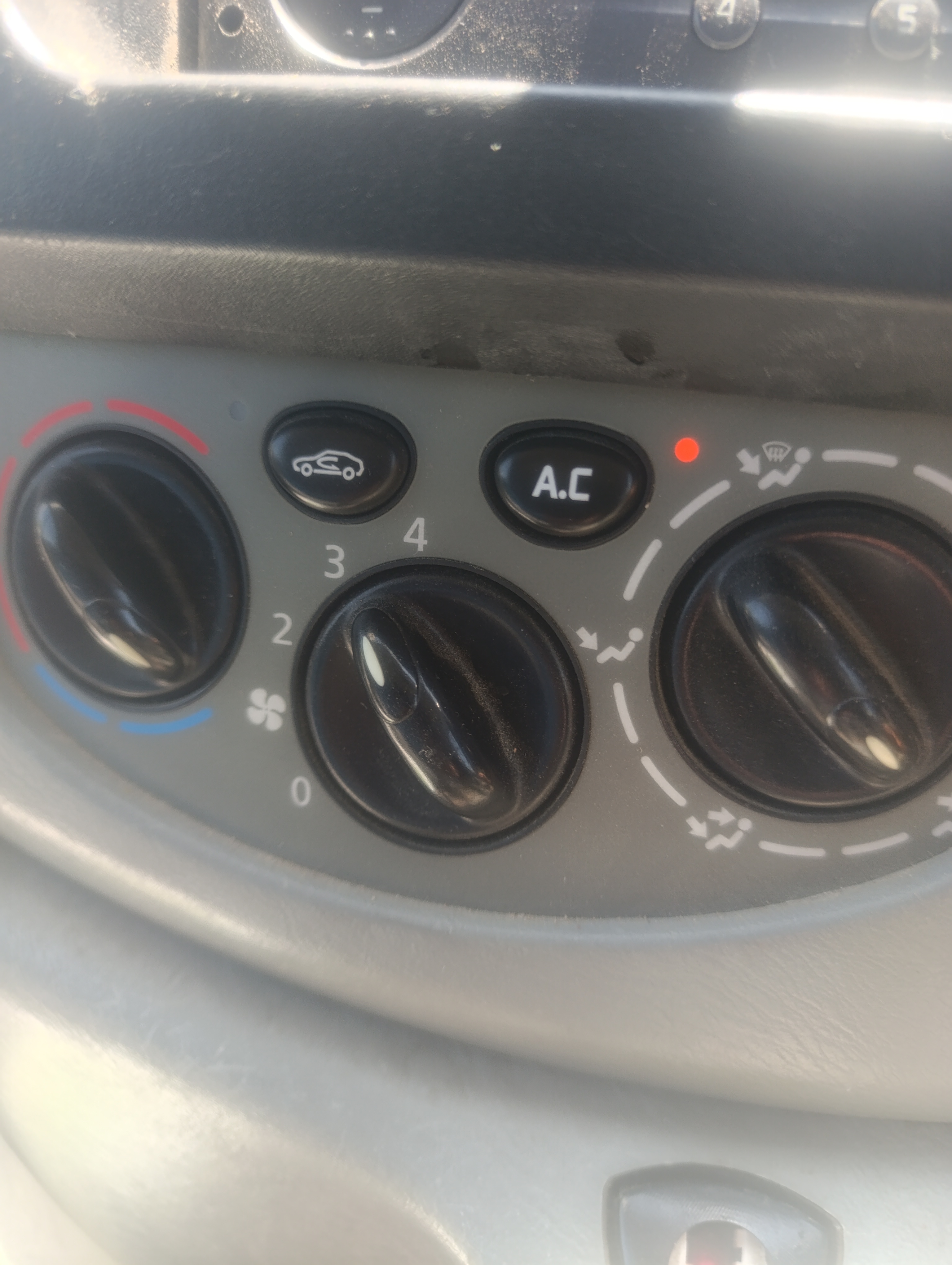 Renault traffic 2006